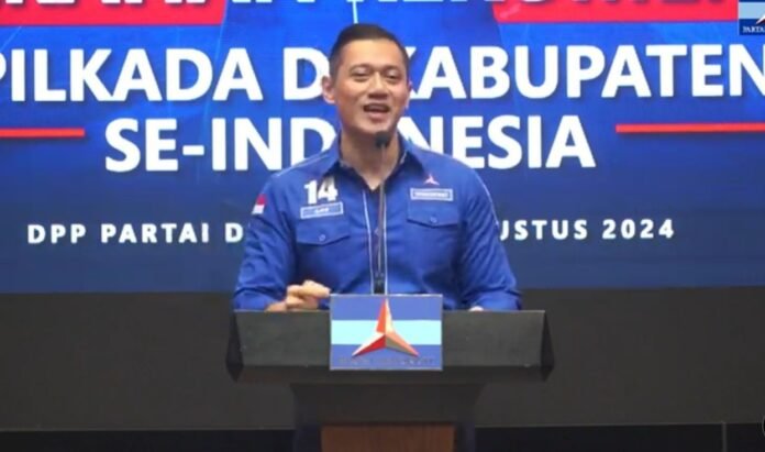 Ketum Partai Demokrat AHY Serahkan Surat Rekomendasi Kepada 100 Calon Kepala Daerah